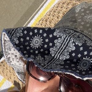 Free People Bucket Hat ☆